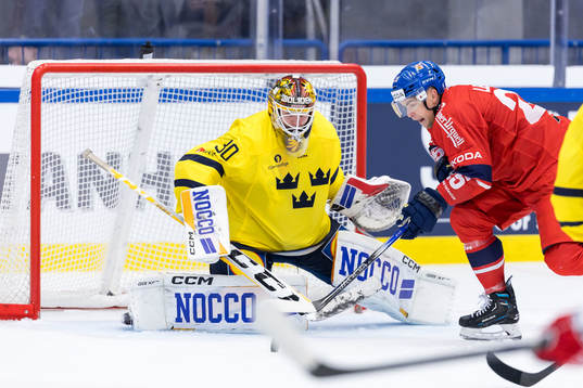 Linus Söderström of Sweden and Radan Lenc of Czech