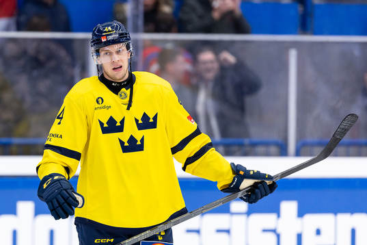 Victor Ejdsell of Sweden looks dejected