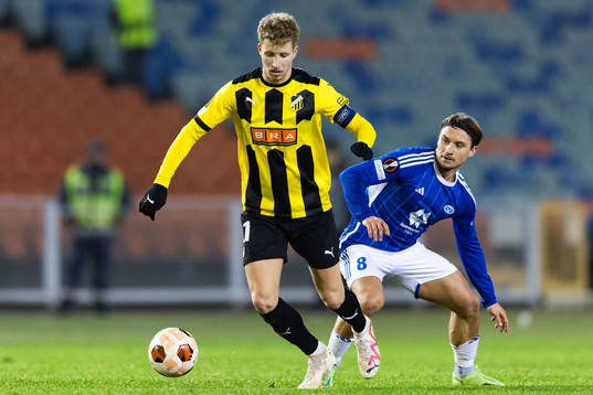 Samuel Gustafson of BK Häcken and Fredrik Gulbrandsen of