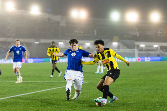 Mathias Fjørtoft Løvik of Molde and Momodou Sonko of BK