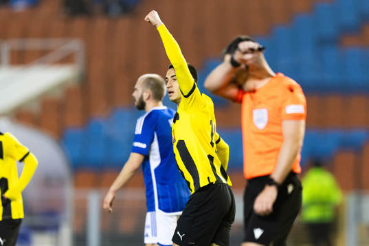Srdjan Hrstic of BK Häcken celebrates