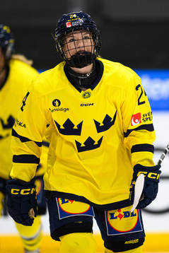 Ebba Hedqvist of Sweden celebrates the 0-1 goal