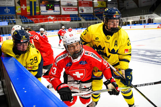 Felizia Wikner-Zienkiewicz of Sweden, Vanessa Schaefer of