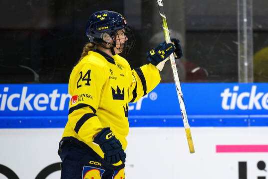 Ebba Hedqvist of Sweden celebrates scoring the 0-1 goal