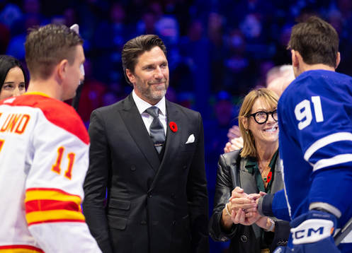 Henrik Lundqvist looks