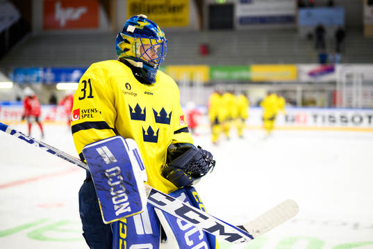 Goaltender Ida Boman of Sweden