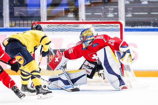 Mario Kempe of Sweden and Sandro Aeschlimann  of Switzerland