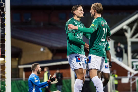 Brages Pontus Rödin jublar
