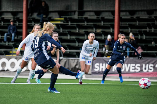 FC Rosengårds Sofie Bruun Bredgaard gör 3-0
