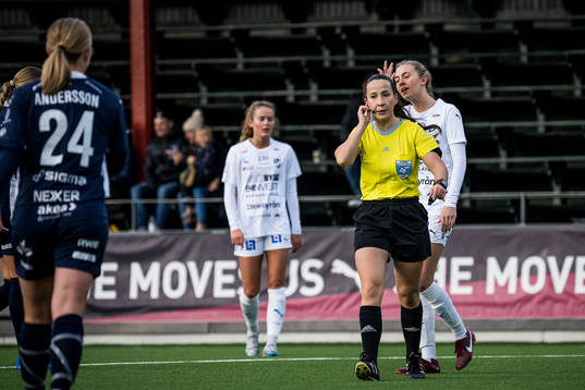 Under fotbollsmatchen i Damallsvenskan mellan FC Rosengård