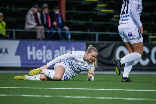 Kalmars Amanda Persson deppar