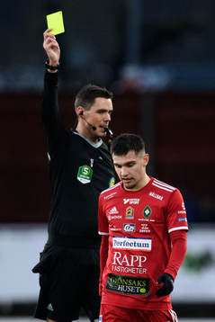 Skövde AIKs Isak Vidjeskog deppar