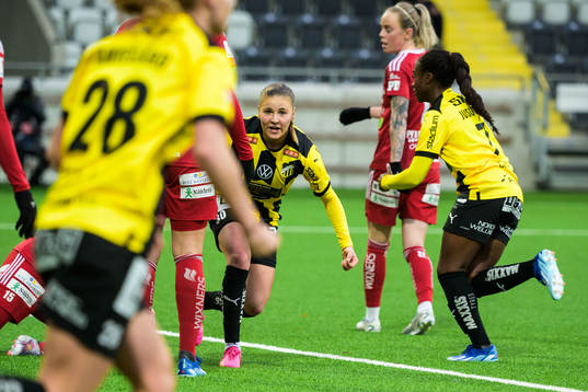 Häckens Katariina Kosola jublar