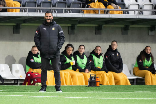 Häckens tränare Mak Lind