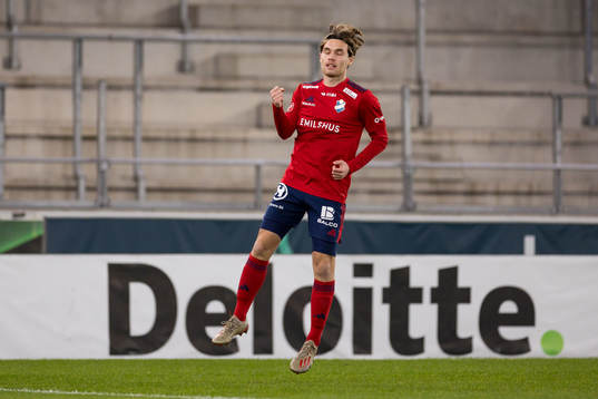 Östers Theodor Johansson jublar