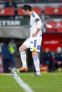 GIF Sundsvalls Linus Hallenius deppar