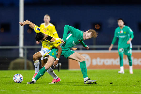 Falkenbergs Leonardo Farah Shahin och BK Olympics Henrik
