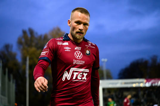 Örgrytes Nicklas Bärkroth deppar