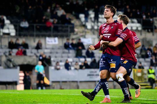 Örgrytes Daniel Paulson jublar