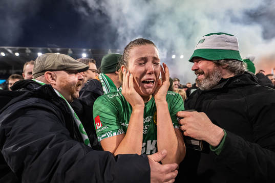 Hammarbys Emma Westin jublar över SM-guldet