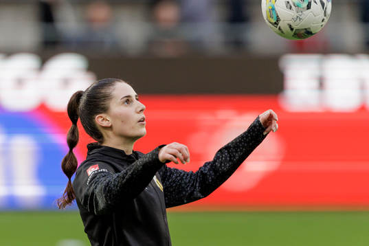 Häckens Clarissa Larisey