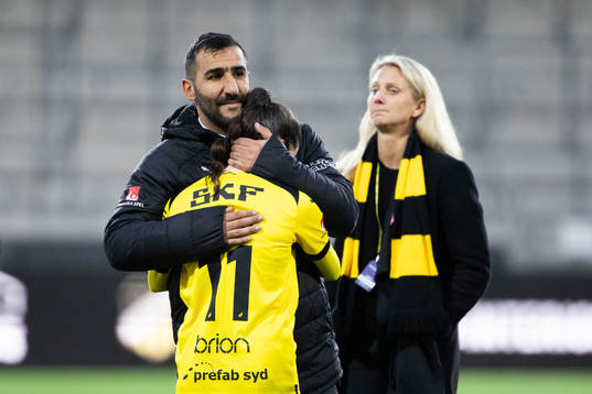 Häckens tränare Mak Lind och Clarissa Larisey deppar