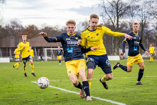 Torns IFs Emil Persson och Ängelholms Karl Gunnarsson