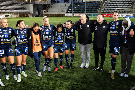 Linköpings tränare Anders Jacobson med spelare