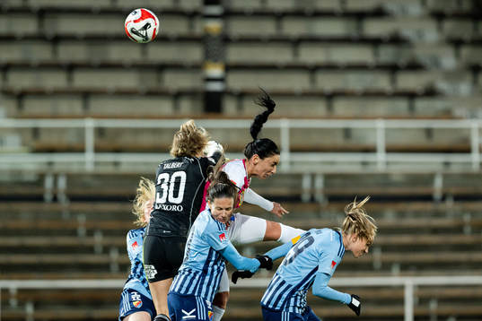 Uppsalas Maria Poli gör 0-4 bakom Djurgårdens målvakt