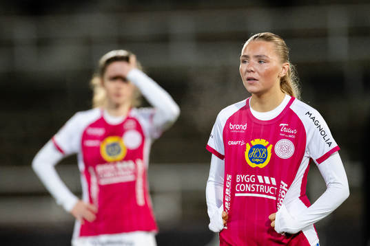 IK Uppsalas Louise Hvarfner deppar