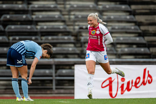 IK Uppsalas Klara Folkesson jublar