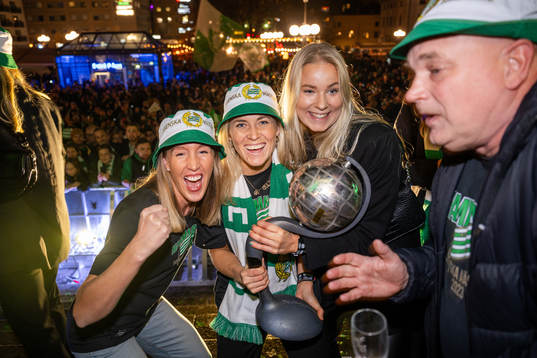Hammarbys Julia Roddar, Ellen Gibson och Eva Nyström