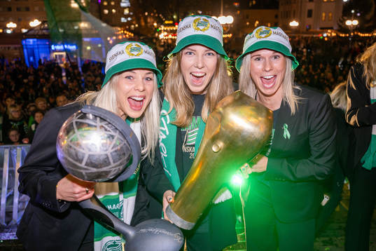 Hammarbys Lotta Ökvist, Emma Westin och Jonna Andersson