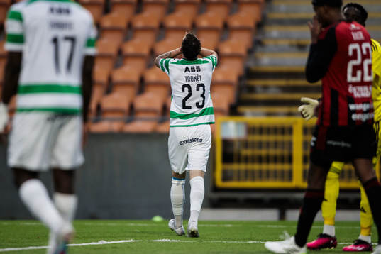 Västerås SKs Filip Tronet deppar