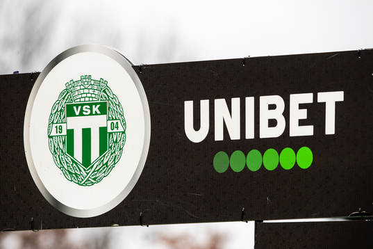 Skylt med Unibet och Västerås SKs logga