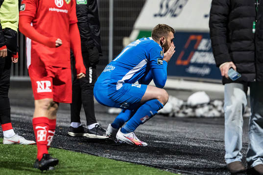 Jönköpings Södras målvakt Alexander Nilsson deppar