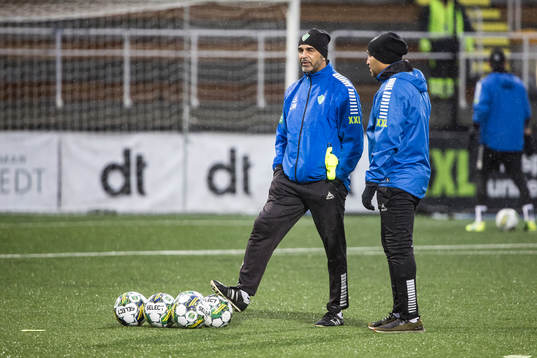 Brages assisterande tränare Janne Mian och tränare Kleber
