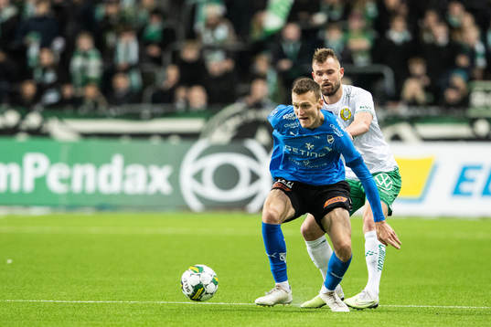 Halmstads Viktor Granath och Hammarbys Mads Fenger Nielsen