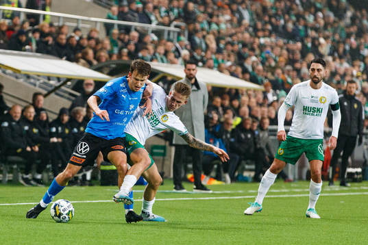 Halmstads Kazper Karlsson och Hammarbys Fredrik Hammar