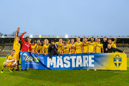 Bläddra bland fler bilder av Fotboll, P17-allsvenskan, Final, Djurgården - IFK Göteborg