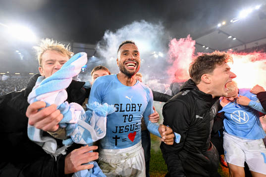 Malmö FFs Isaac Kiese Thelin jublar