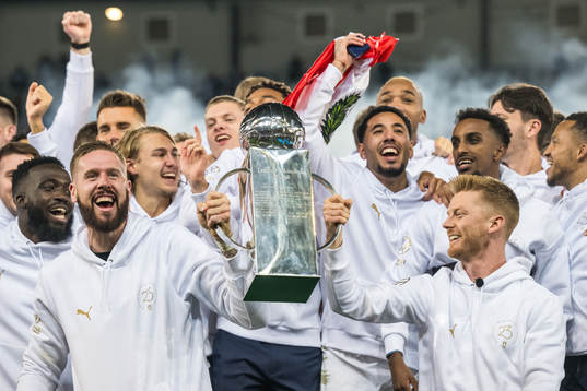 Malmö FFs Pontus Jansson och Anders Christiansen jublar
