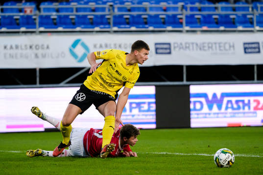 Mjällbys Arvid Brorsson och Degerfors Gustav Lindgren