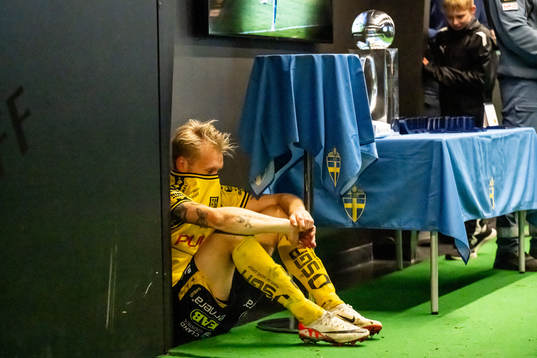 Elfsborgs Johan Larsson deppar