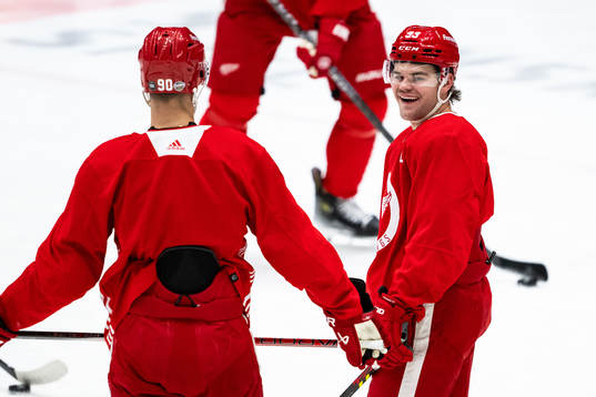Alex DeBrincat of Detroit Red Wings