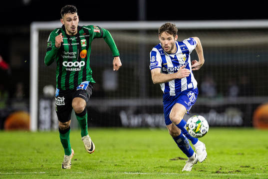 Varbergs Dion Krasniqi och IFK Göteborgs Emil Salomonsson