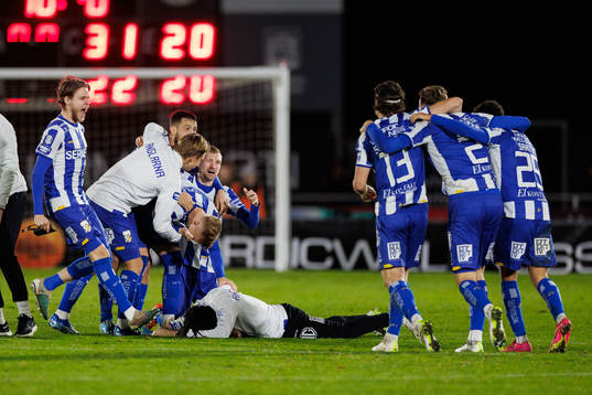 IFK Göteborgs spelare jublar