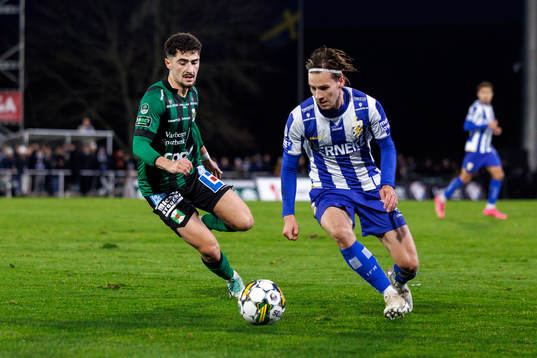 Varbergs Ismet Lushaku och IFK Göteborgs Lucas Kåhed