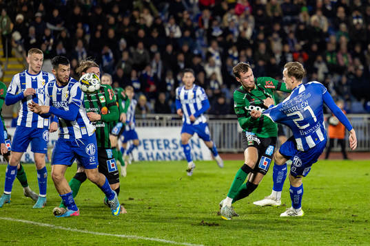 IFK Göteborgs Adam Carlén gör 1-2