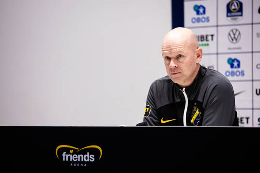 s tränare Henning Berg